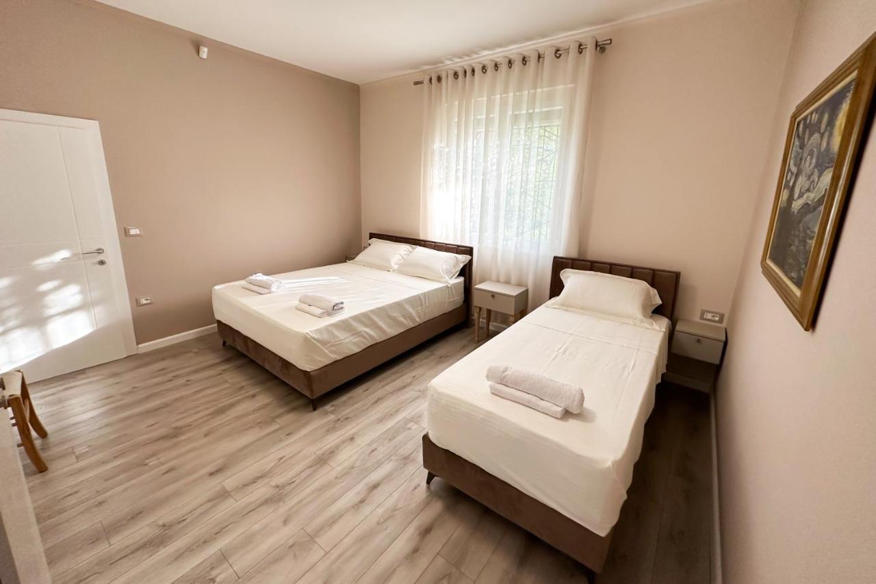 Nicolaus Hidden Gem Villa Shkodër エクステリア 写真